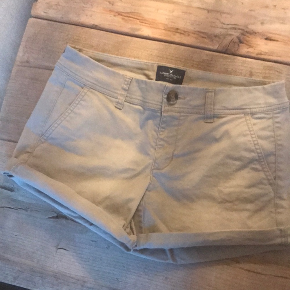 American Eagle midi shorts size 4